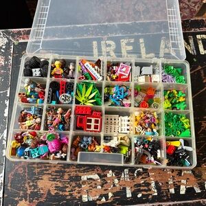 Assorted LEGO Bricks, Minifigures & Accessories